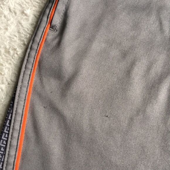 Youth Medium New Balance Shorts - Picture 9 of 10